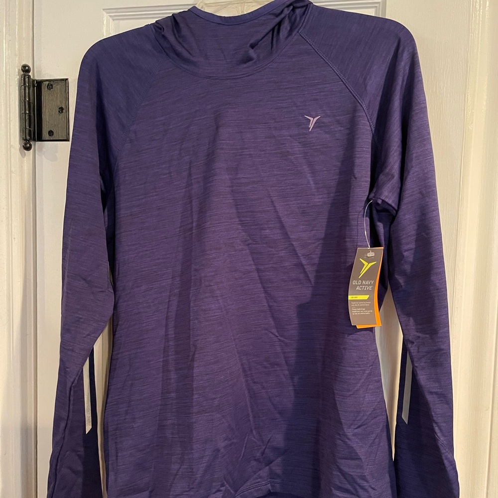 Old Navy Dry fit pullover, Size Large, NWT